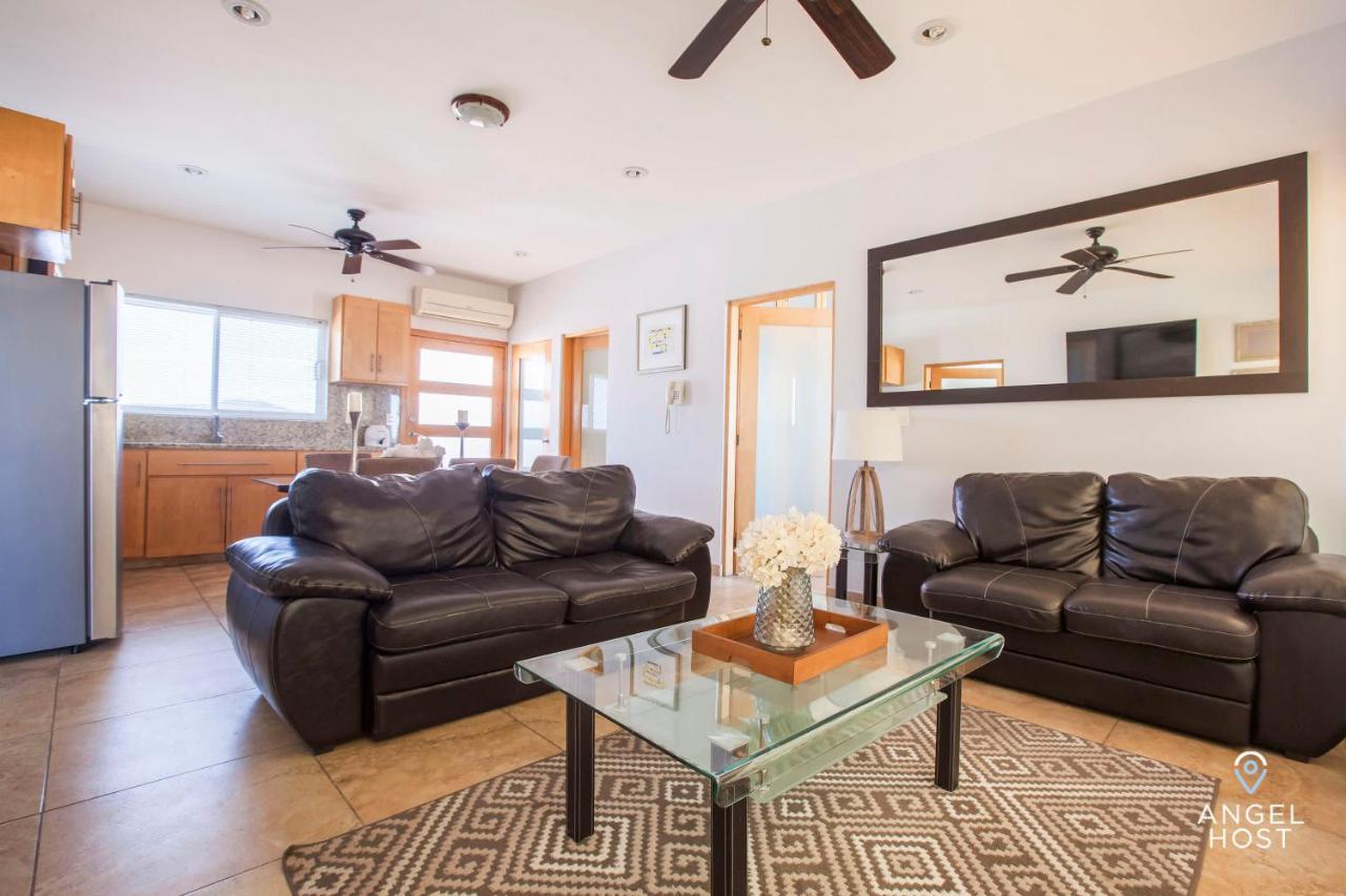 Hébergement de vacances Oceanview Living Space & Balcony With Fiberoptic Wifi! La Paz