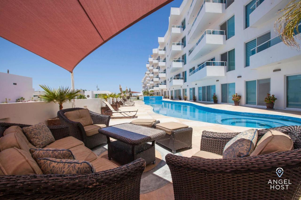 Oceanview Living Space & Balcony With Fiberoptic Wifi! Hébergement de vacances